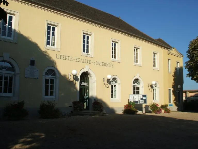 Verdun-sur-le-Doubs (71350)